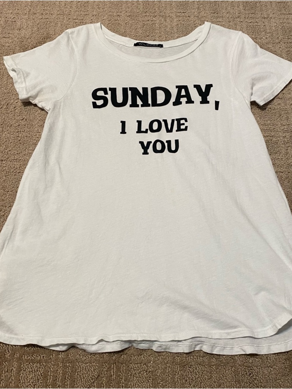 {Wildfox} Graphic White Tee 'SUNDAY, I LOVE YOU' ~ Size Small